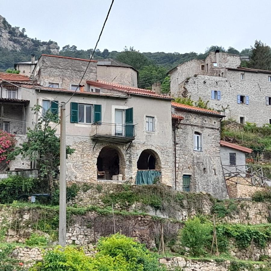 Ca Di Pippo "Tasso" Appartamento Ristrutturato Orco Feglino Exterior photo
